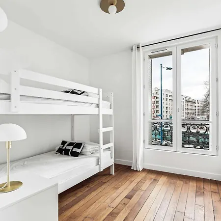 Apartment Mairie De Pantin